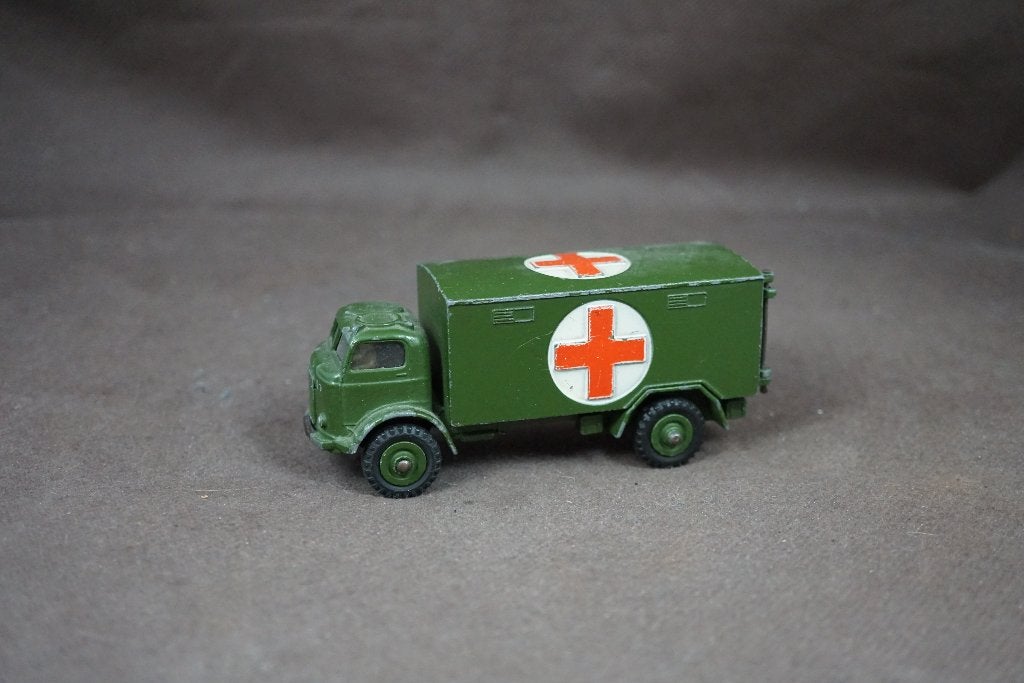 Dinky Toys militaire ambulance - TOP vintage, Ophalen of Verzenden