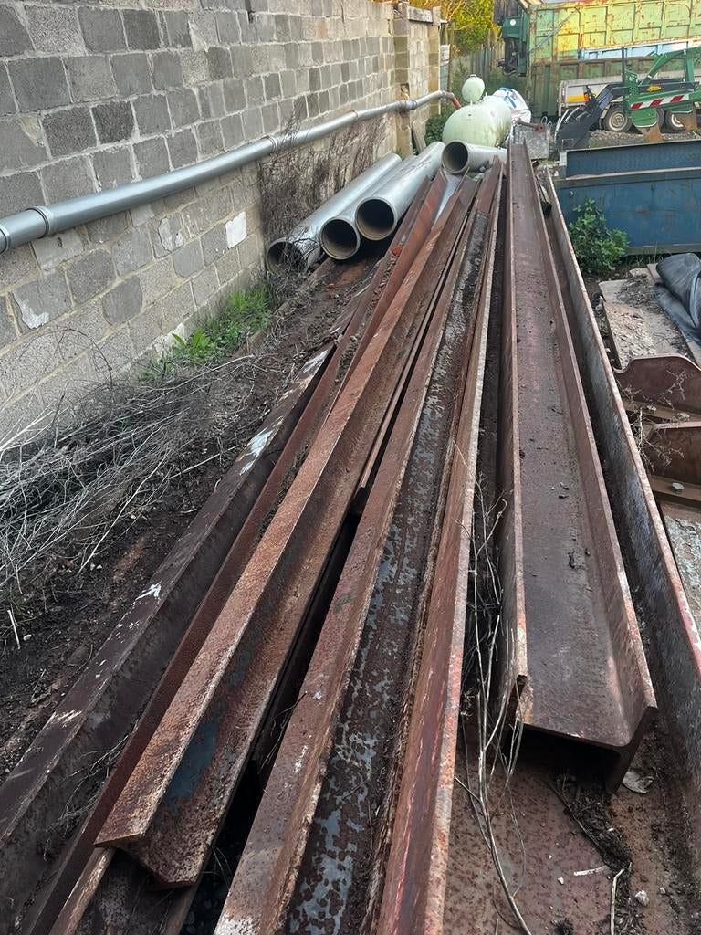 Poutrellen HEB 180 en HEB 200 in lange lengtes, Doe-het-zelf en Bouw, Metalen, Ophalen, Zo goed als nieuw