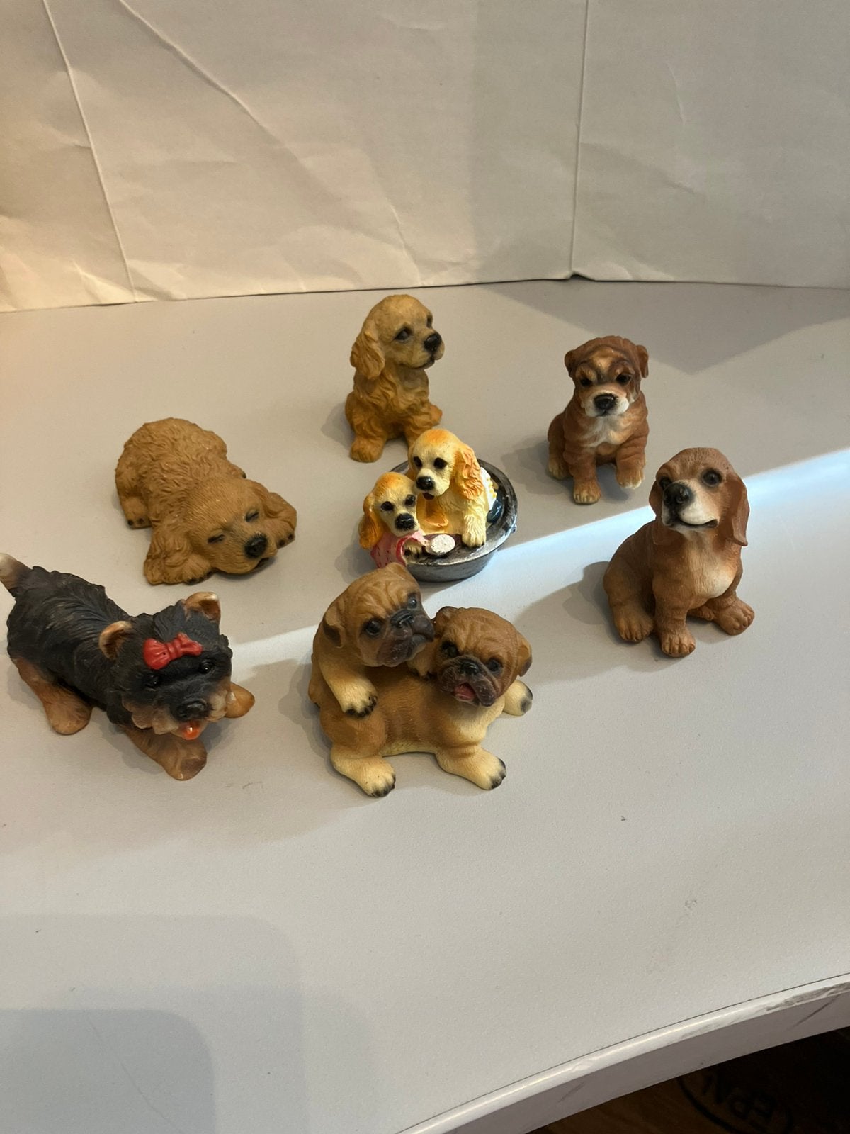 Lot de 8 figurines de chiens en resines, Enlèvement ou Envoi, Comme neuf, Animal