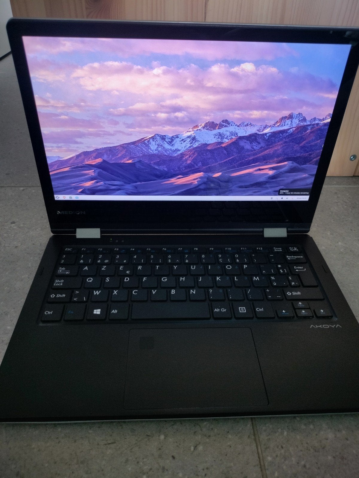 Medion Akoya E2228T (MD 62250) 2-in-1 laptop, Computers en Software, Windows Laptops, Ophalen, 64 GB, 11 inch, Medion