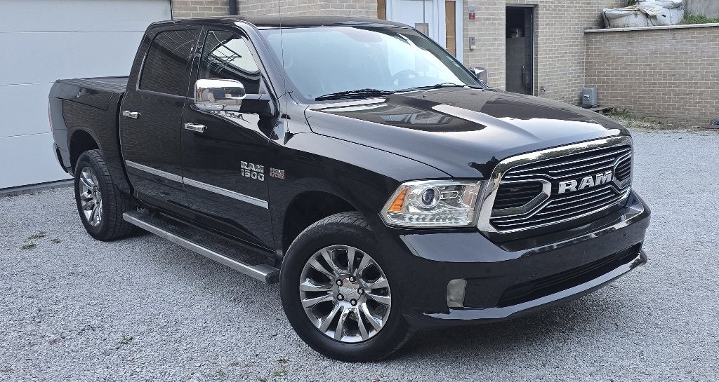 DODGE RAM 1500 HEMI 5.7 LPG UIT 2016, Auto's, Automaat, Leder, Bedrijf, SUV of Terreinwagen