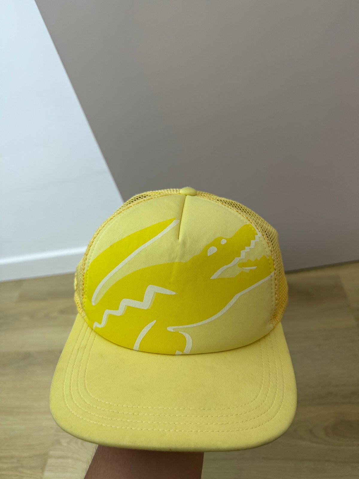 Gele pet van Lacoste, zeldzaam waar, Ophalen of Verzenden, Zo goed als nieuw, One size fits all, Pet