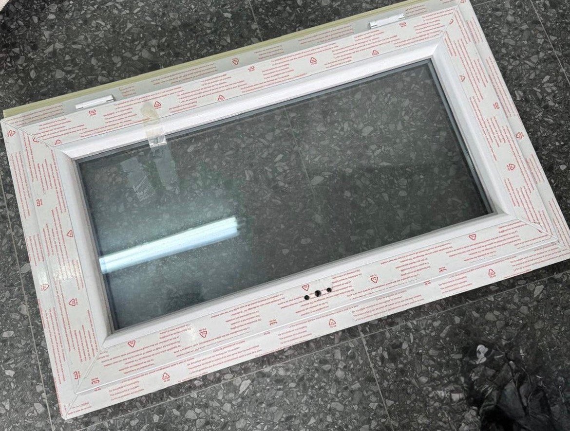 Nouvelle fenêtre en PVC blanc avec double vitrage., Enlèvement, Comme neuf