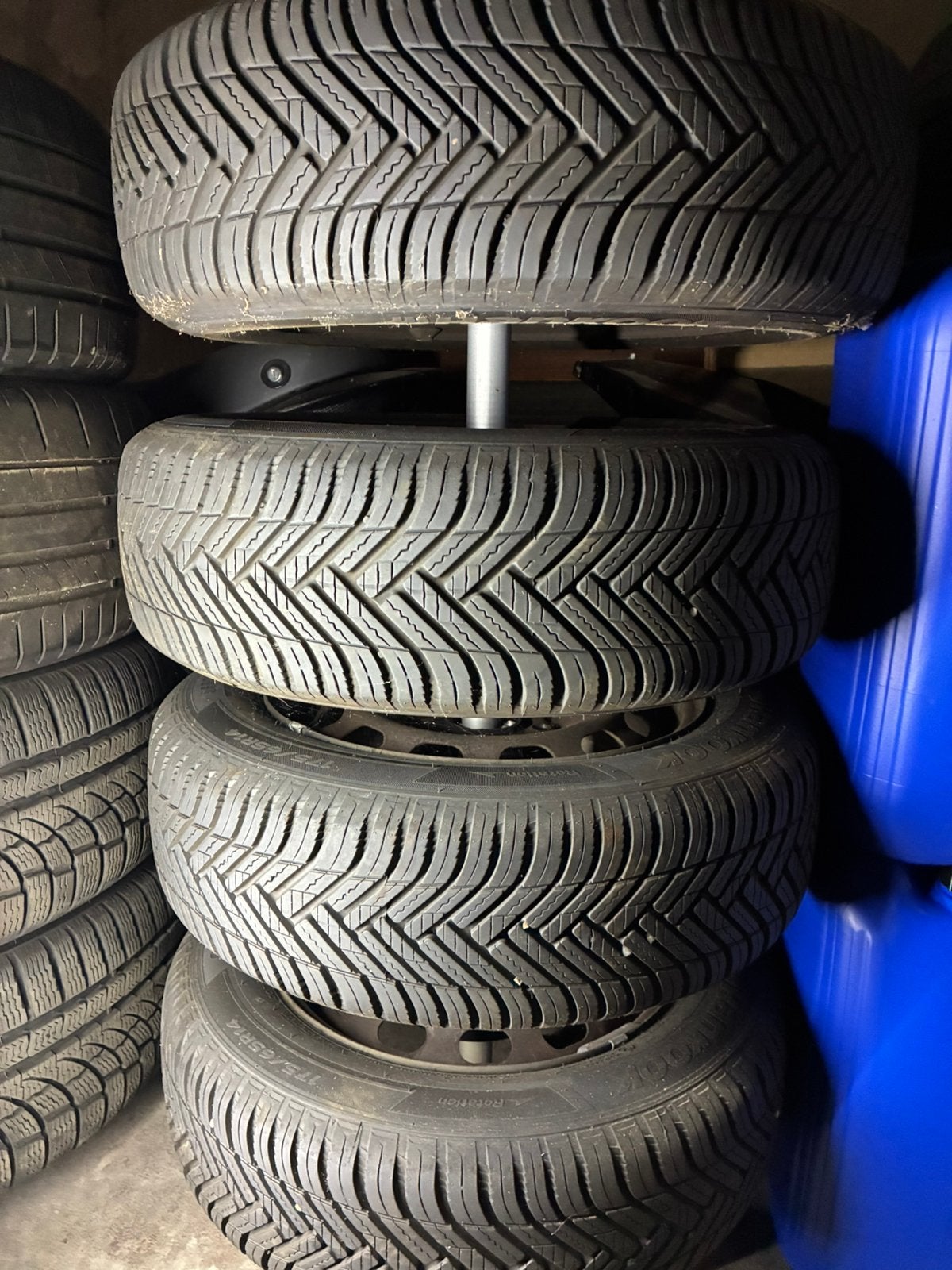 Jantes en acier avec pneus neufs pour Ford Fiesta, Autos : Pièces & Accessoires, Pneus & Jantes, Enlèvement, 4 Saisons, Pneu(s)