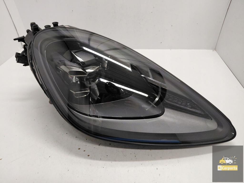 9Y0.941.034.AB, Phare avant droit LED Full GTS noir id al po, Porscheplatz 1
70435  Stuttgart, DE, Porsche, Info@porsche.de, Utilisé