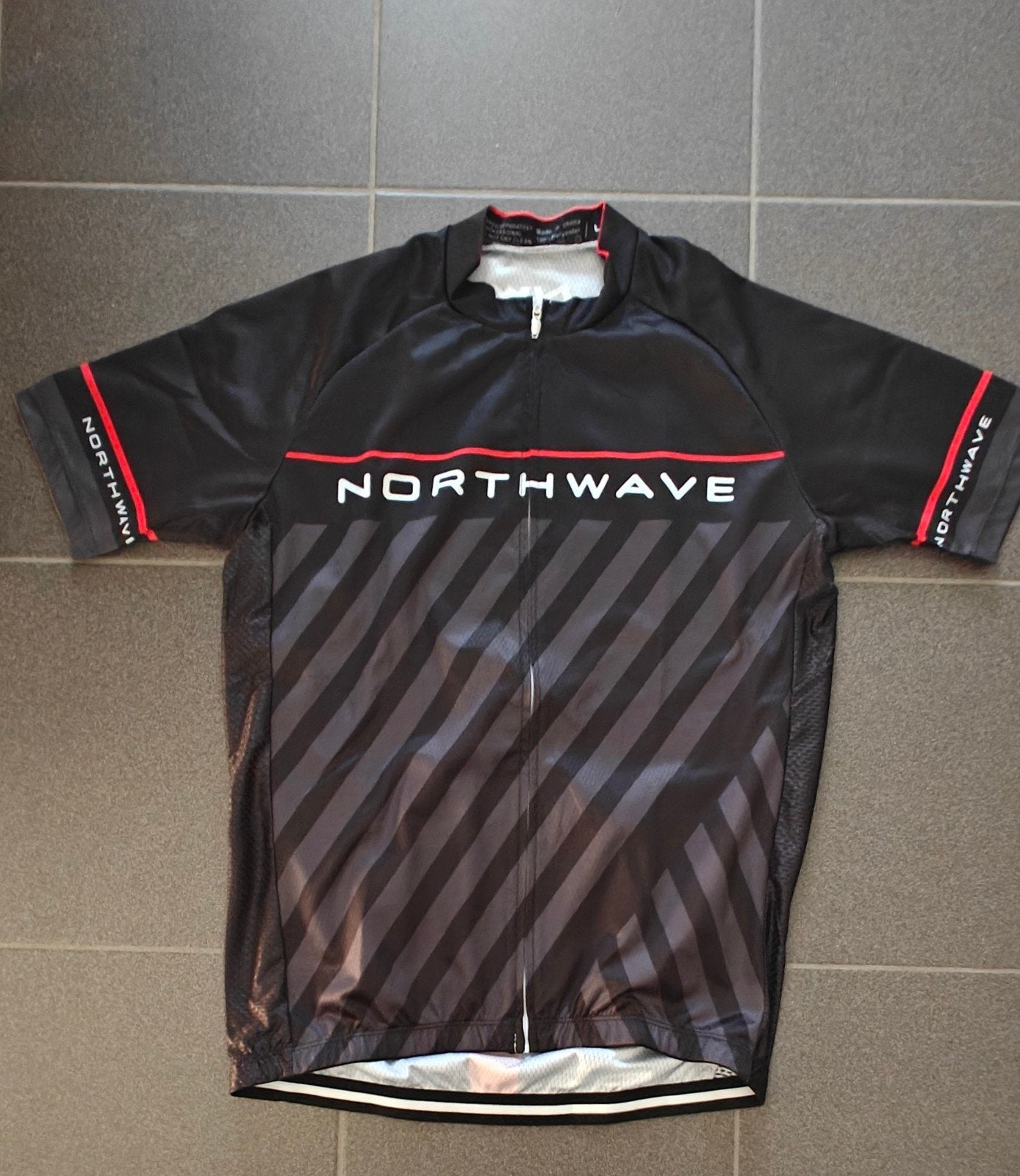 Wielershirts maat large € 5 per stuk, Fietsen en Brommers, Fietsaccessoires | Fietskleding, Ophalen of Verzenden
