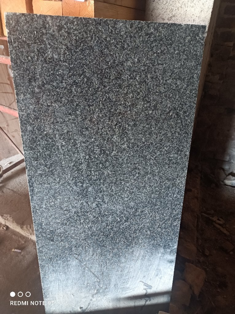 Granit, 60 cm ou plus, Comme neuf, Enlèvement, Autres types
