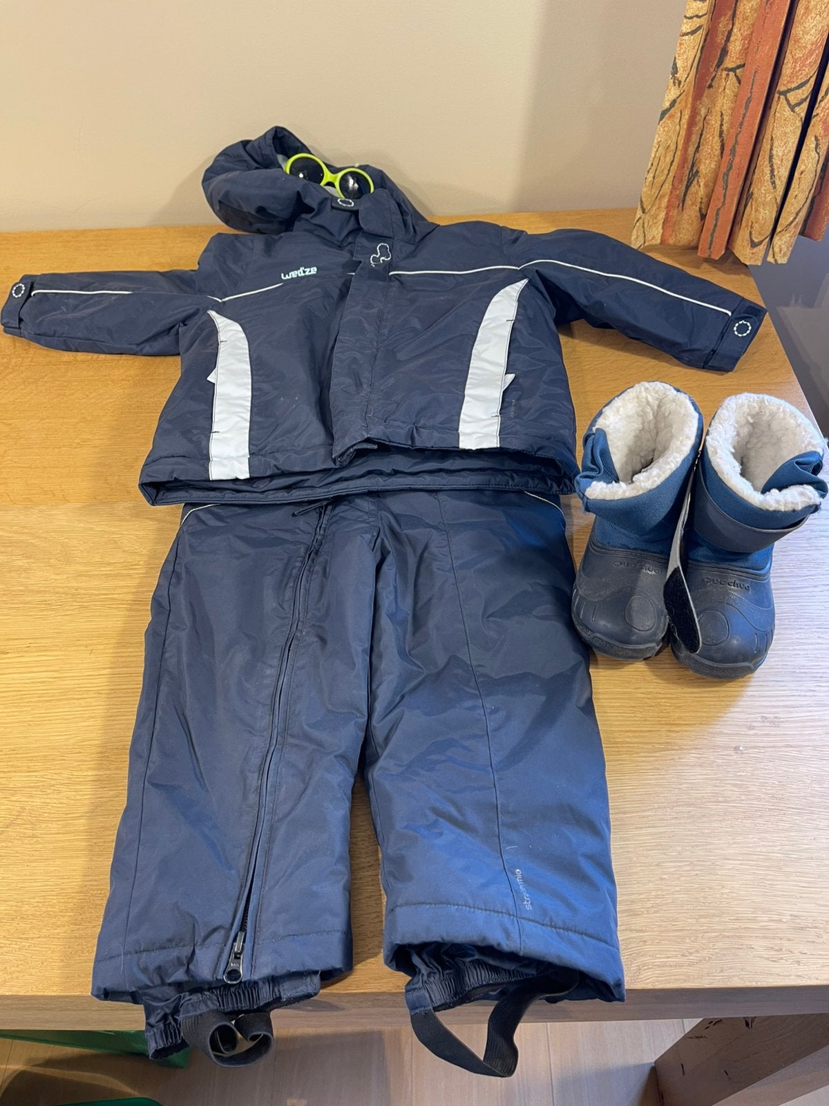 Skipak 2-4 jaar, met botten en zonnenbril, Sport en Fitness, Skiën en Langlaufen, Ophalen, Zo goed als nieuw