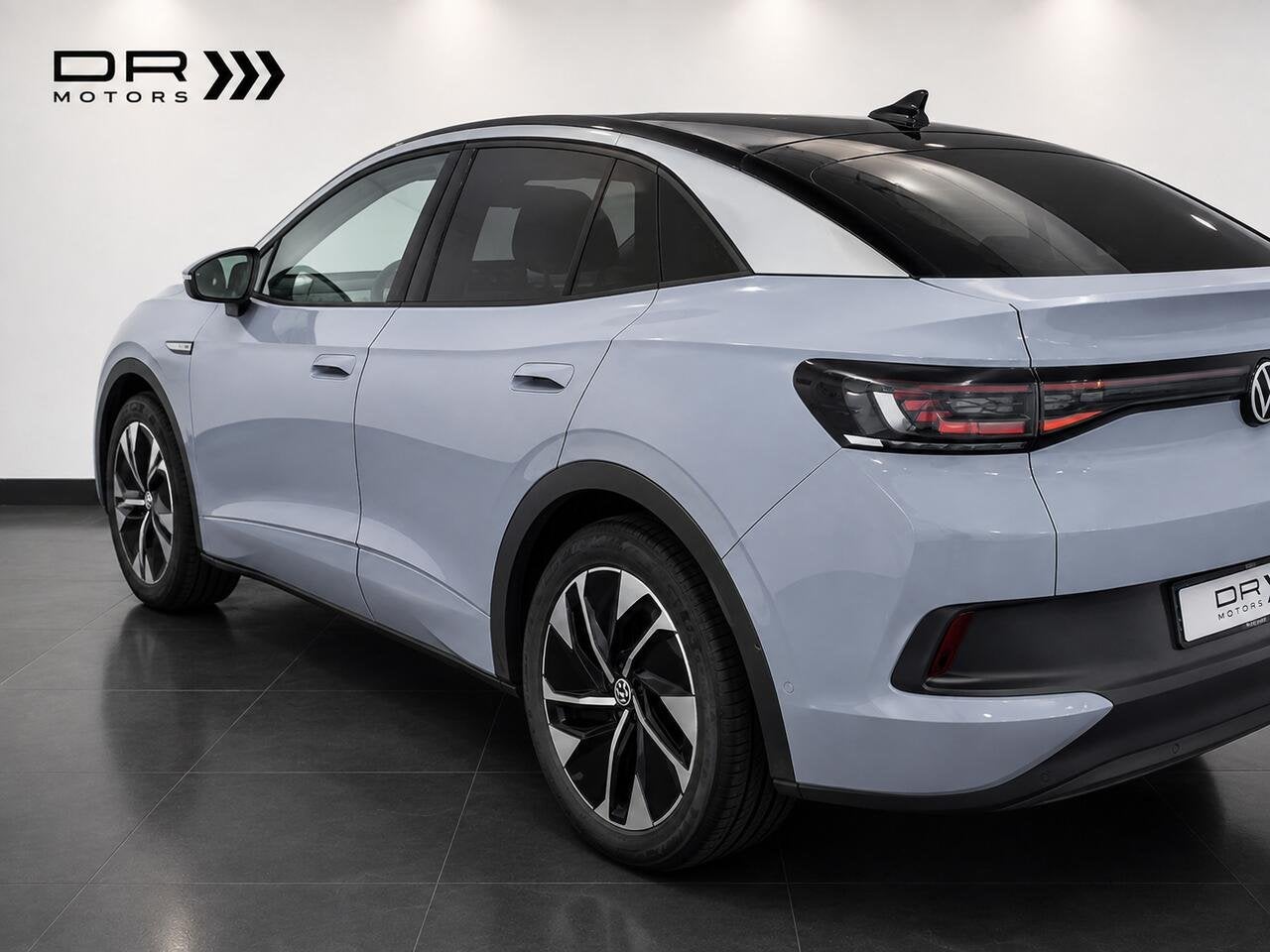 Volkswagen ID.5 77KW PRO - PANODAK - ADAPTIVE CRUISE - HEAD, 0 kg, 5 zetels, 5 deurs, SUV of Terreinwagen