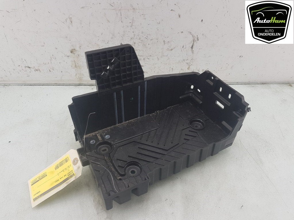 BAC A BATTERIE Peugeot 208 II (UB / UH / UP) (01-2019/-), Utilisé, Peugeot