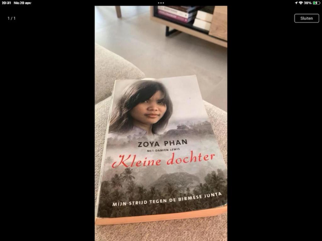 boek de kleine dochter, Ophalen of Verzenden, Zo goed als nieuw