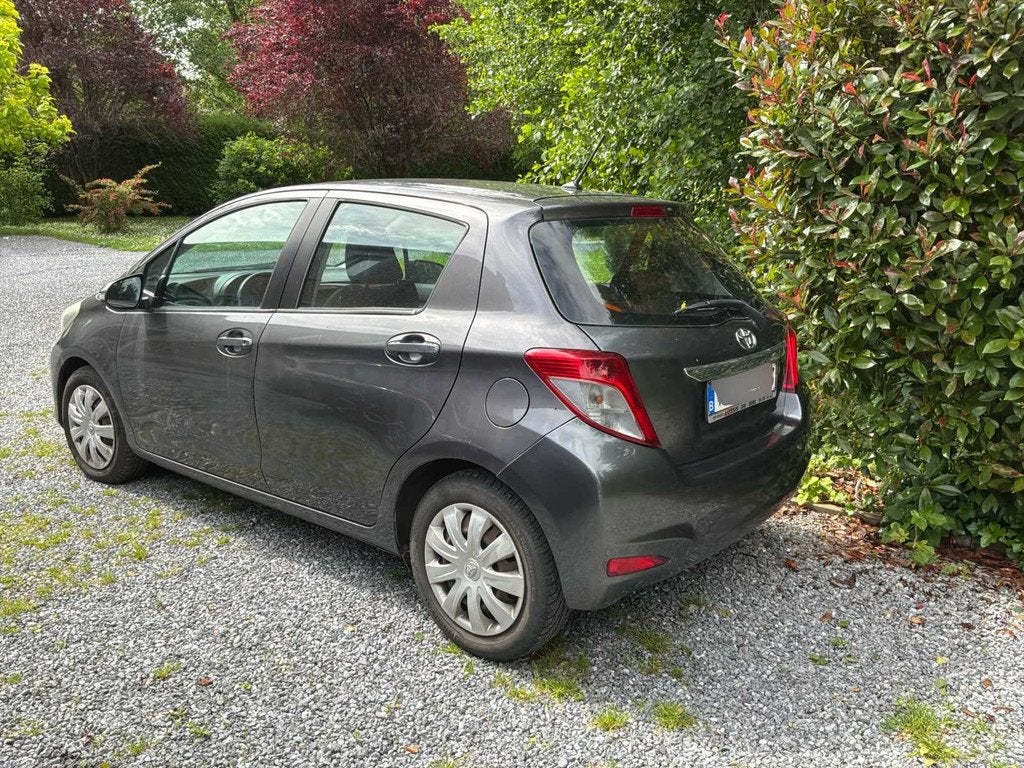 2011 Toyota Yaris Auto, Euro 5, Gebruikt, Bedrijf, Diesel