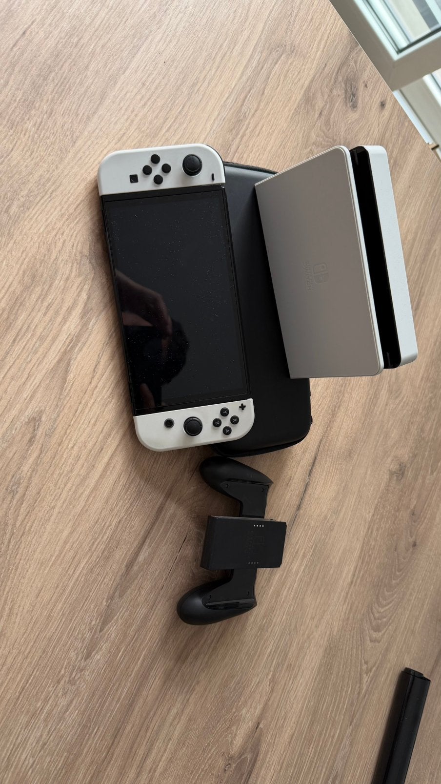 Nintendo switch OLED, Games en Spelcomputers, Ophalen of Verzenden, Zo goed als nieuw, Switch OLED