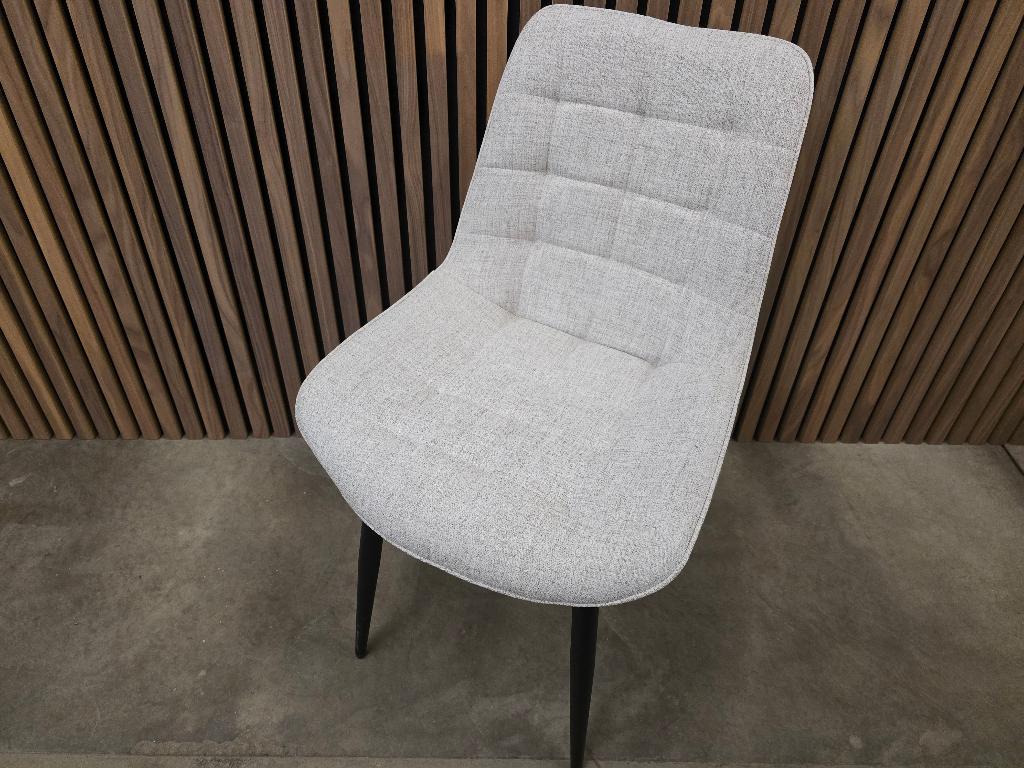 Nieuwe Stoelen Brooke Witte stof (18x beschikbaar), Huis en Inrichting, Stoelen, Ophalen of Verzenden, Zo goed als nieuw