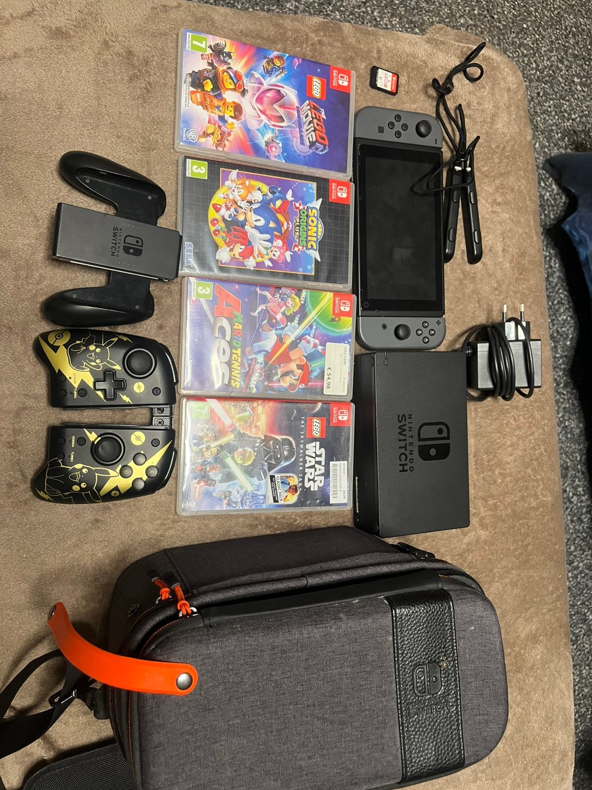 Nintendo Switch Bundle + 5 Games + Accessoires–Complete Set, Enlèvement ou Envoi, Comme neuf, Avec 3 manettes ou plus, Switch Original