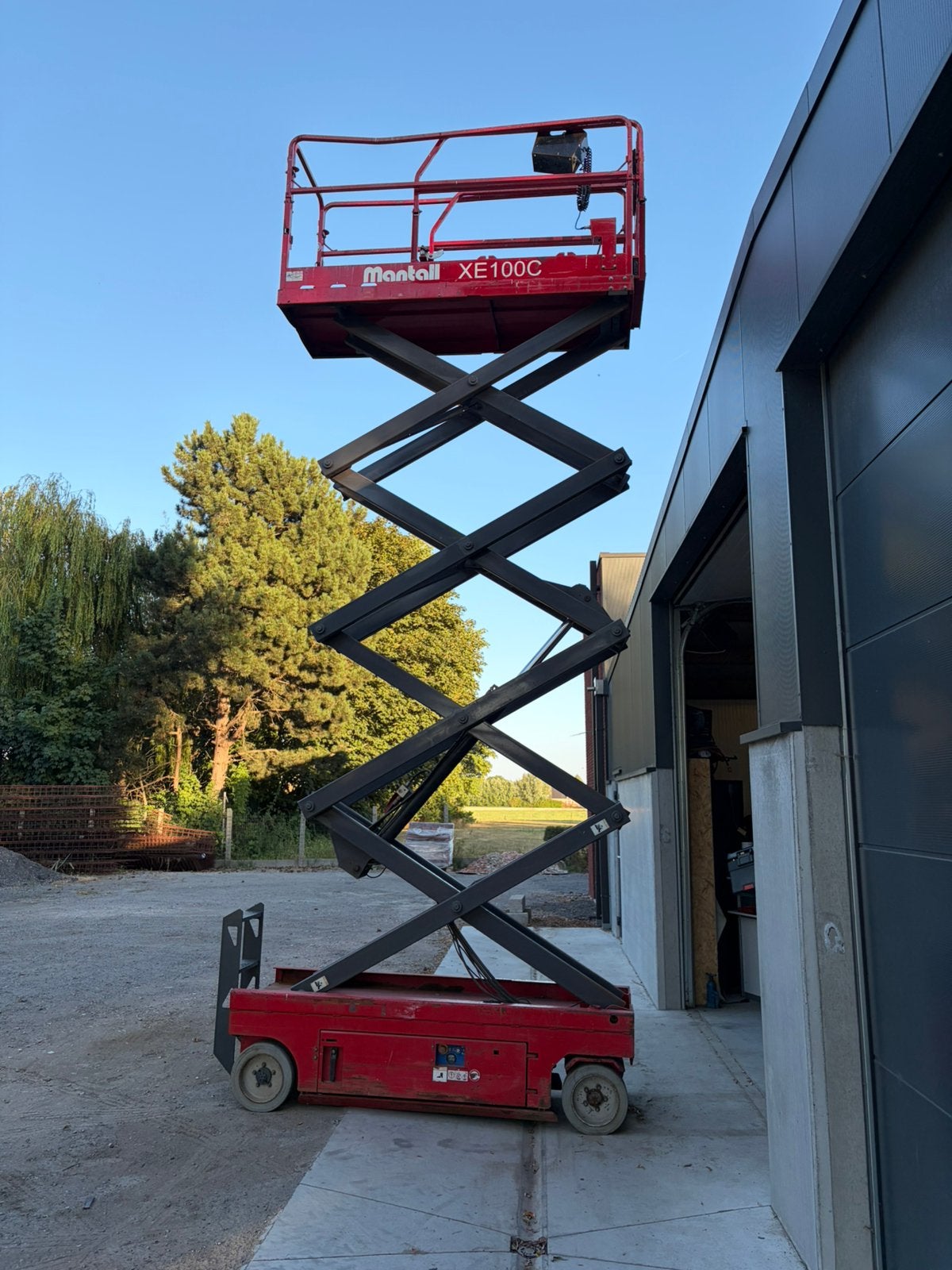 Mantall XE100C  SCHAARLIFT  10meter, Ophalen