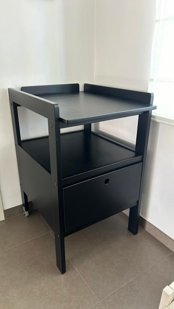 Luiertafel met opberglade, Ophalen, Zo goed als nieuw