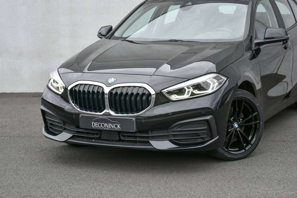 BMW 1 Serie 116 116 d *LED*NAVIGATIE*BLUETOOTH*CC*PDC*CARPLA, Autos, BMW, Achat, Entreprise, Noir, 5 portes