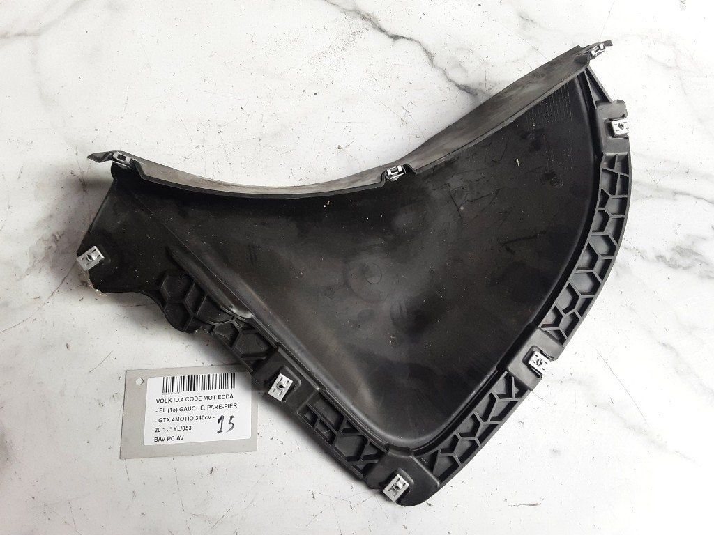 BAVETTE Volkswagen ID.4 (E21) (01-2020/10-2023) (11A805825A), Volkswagen, Mevr. I. Hauben, Utilisé, Rue de l'Espoir 34 34
4030  GRIVEGNÉE, BE