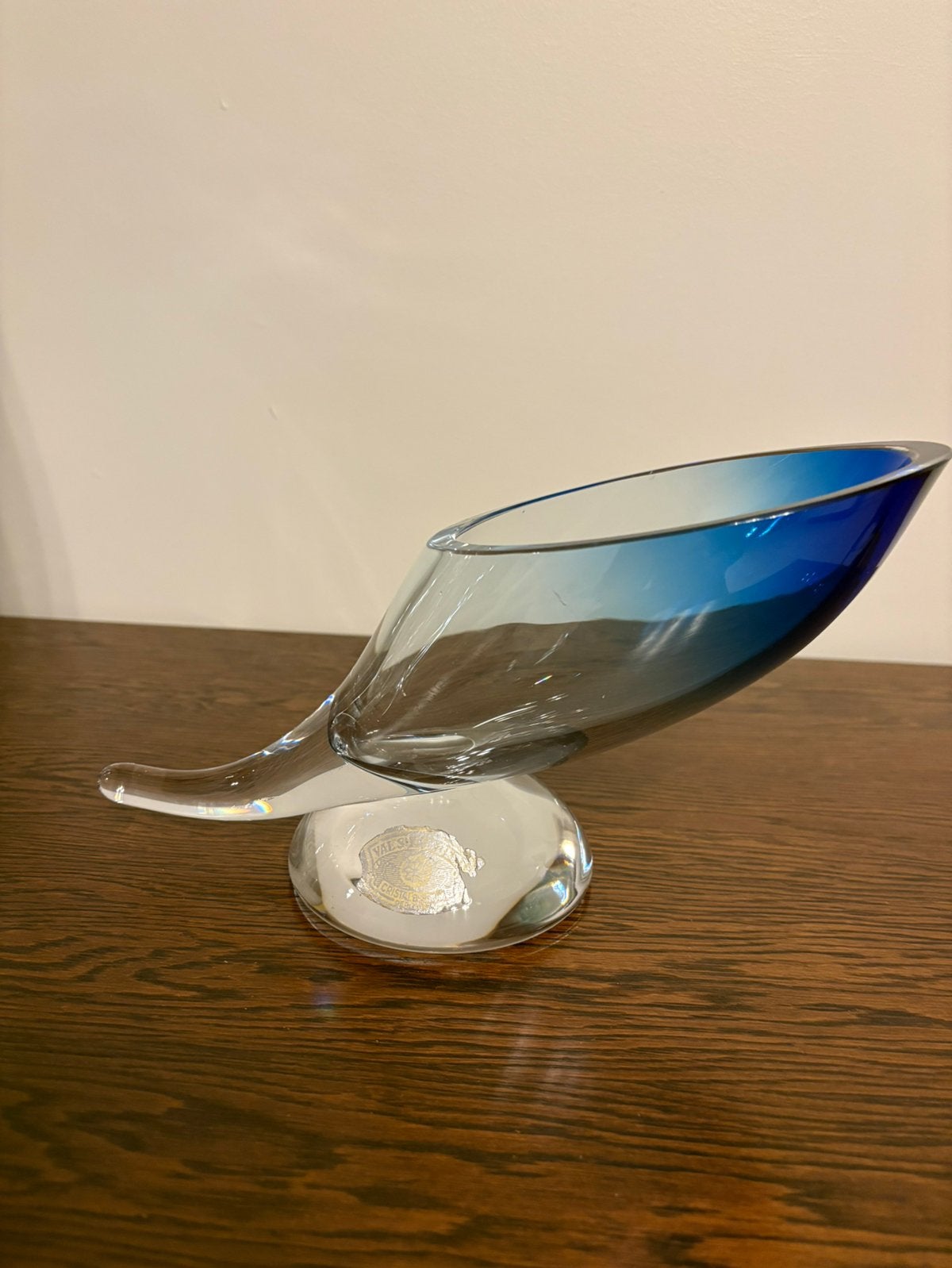 Blauwe Hoorn vaas/schaal van Val St Lambert, Antiquités & Art, Antiquités | Verre & Cristal, Enlèvement