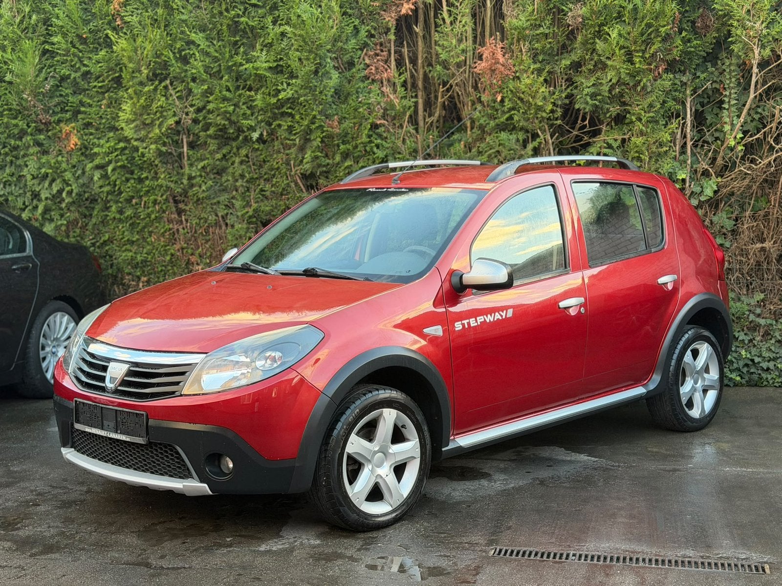 Dacia Sandero Stepway 1.6 benzine 3000€ gekeurd voor verkoop, Autos, Autres modèles, Achat, Entreprise, Boîte manuelle