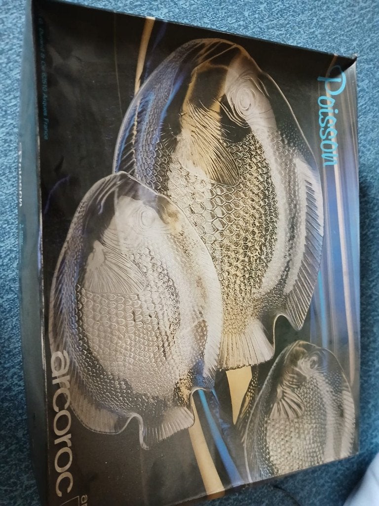 Service à poisson Arcoroc, Enlèvement