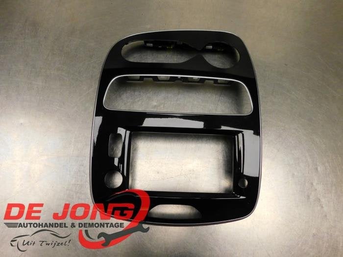 Dashboard deel van een Renault Clio, Gebruikt, -, Renault, -