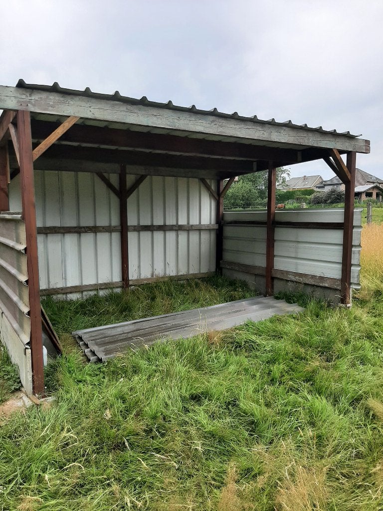 weide met stal te huur 2700m², Dieren en Toebehoren, Stalling en Weidegang, 1 paard of pony