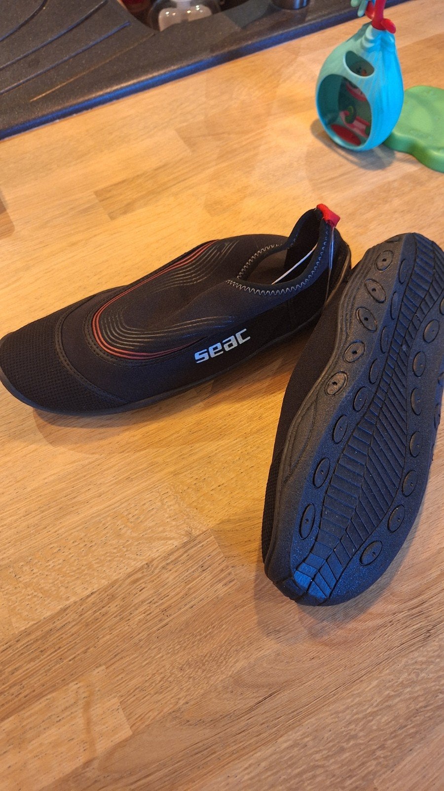 Chaussures d'eau / Chaussons de plongée Seac - Taille 44/45, Sports nautiques & Bateaux, Enlèvement, Neuf