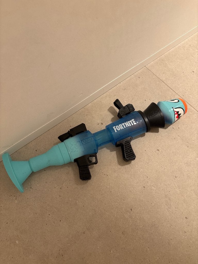 Nerf fortnite, Ophalen