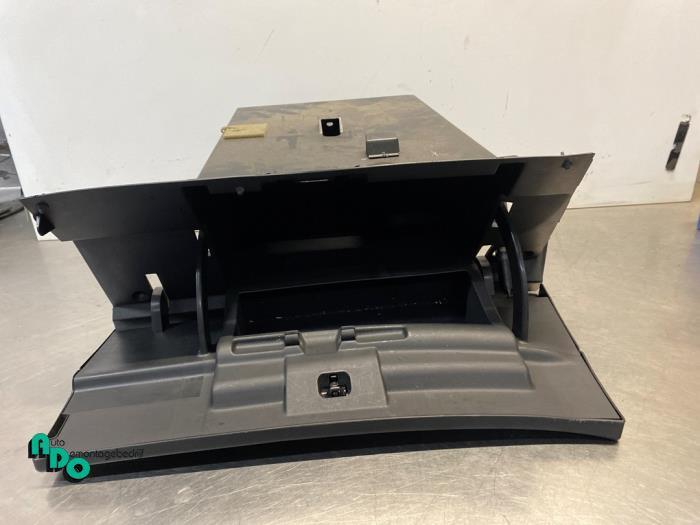 Dashboardkastje van een Nissan Qashqai (Qashqai 07-), Gebruikt, -, -, Ophalen of Verzenden