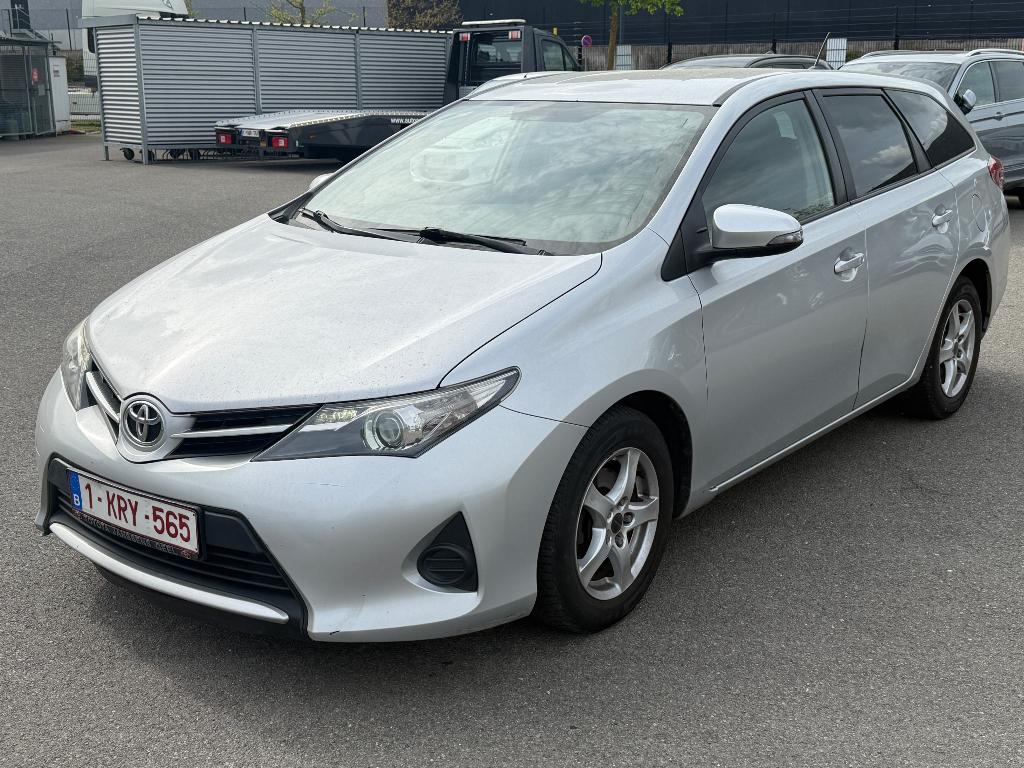 Toyota Auris SW 1.3i 2015, Autos, Argent ou Gris, Euro 6, Entreprise, Boîte manuelle