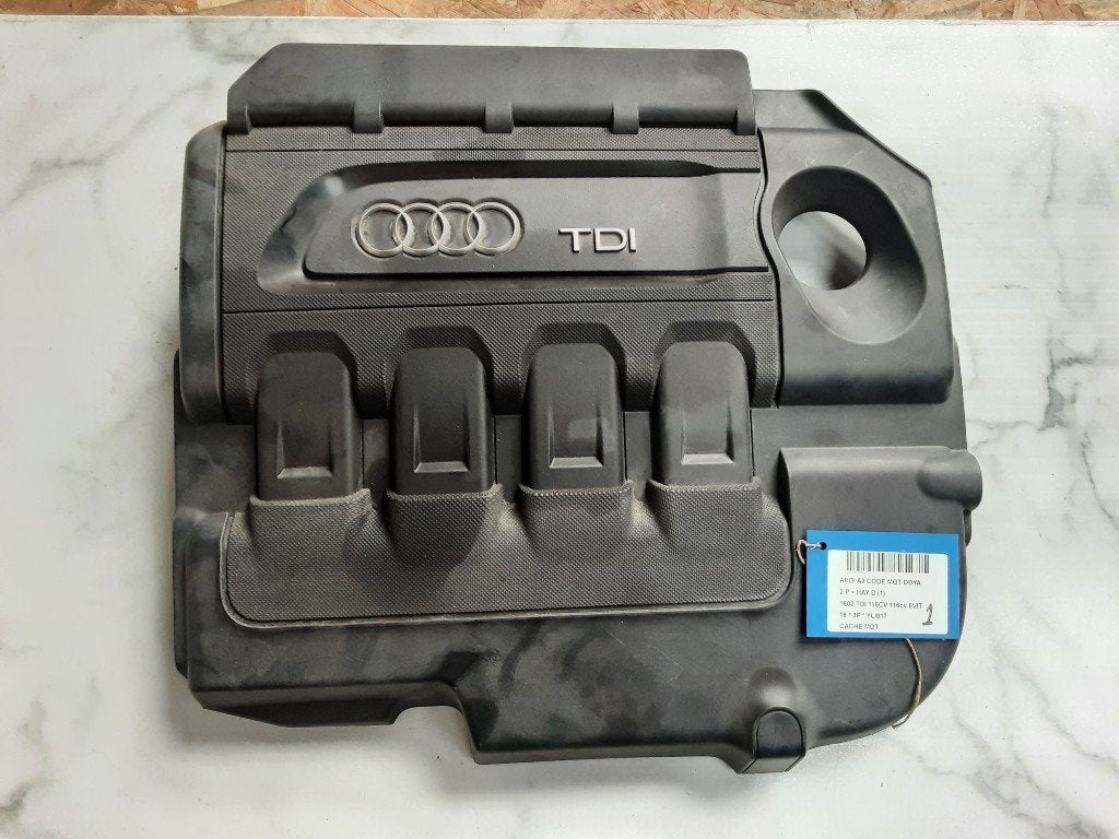 CACHE MOTEUR Audi A3 (8V1 / 8VK) (04L103925L), Mevr. I. Hauben, Audi, Utilisé, Rue de l'Espoir 34 34
4030  GRIVEGNÉE, BE