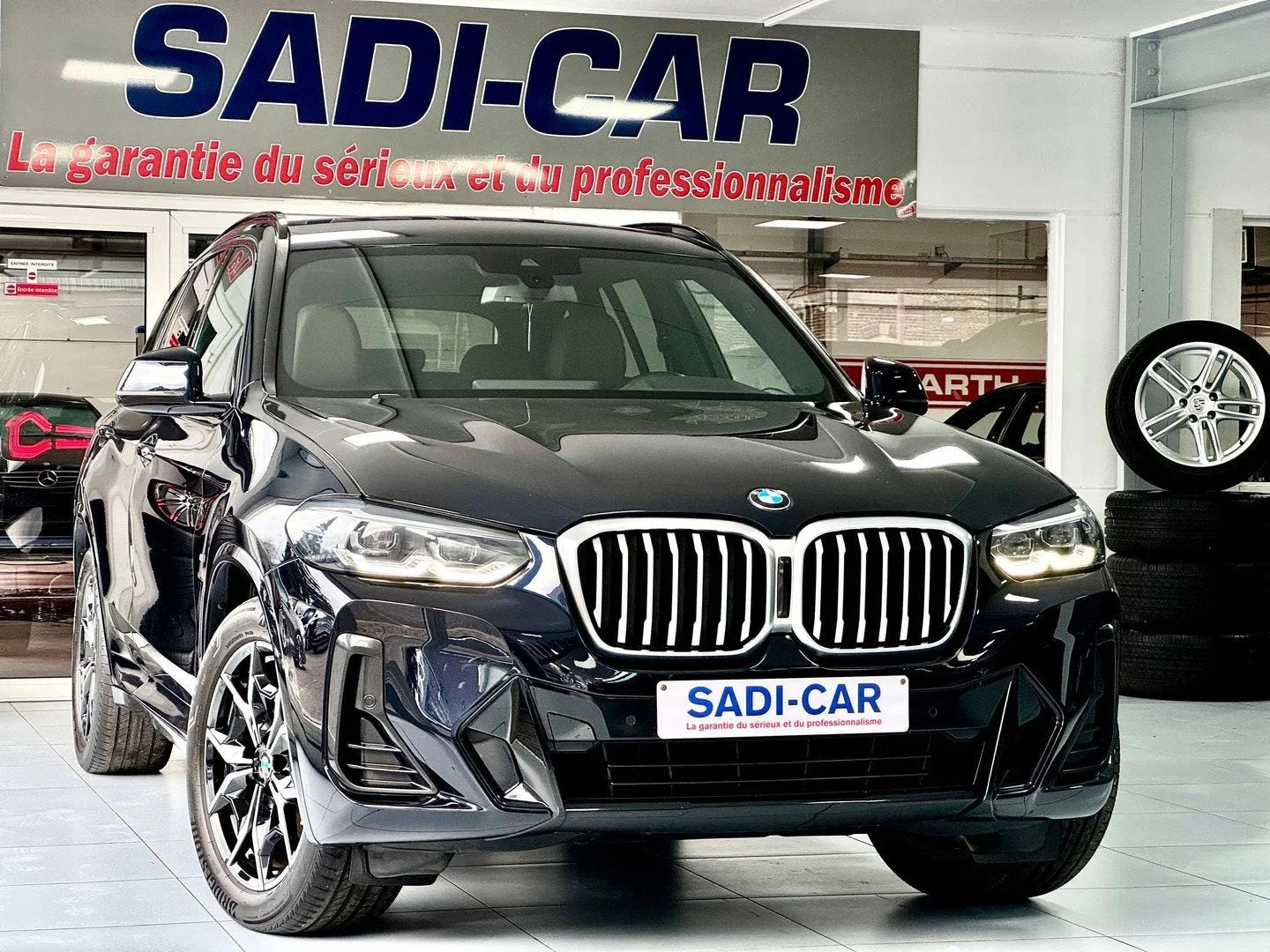 BMW X3 2.0 dA 190cv xDrive20 MHEV - M SPORT EDITION, Auto's, BMW, Automaat, 4 cilinders, Skiluik, Zwart