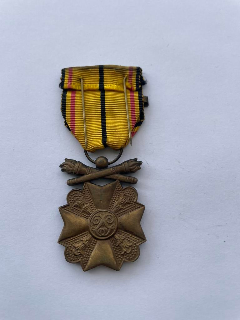 Lot 64: Medaille 40-45, Verzamelen, Militaria | Tweede Wereldoorlog, Ophalen of Verzenden