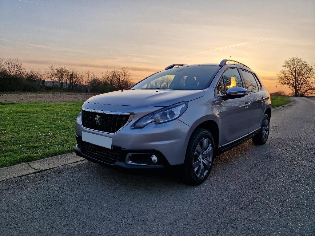 PEUGEOT 2008 Style 1.6 HDi 100ch - Année 2018 - PRIX: 5.950€, Autos, Argent ou Gris, Achat, Euro 6, Entreprise