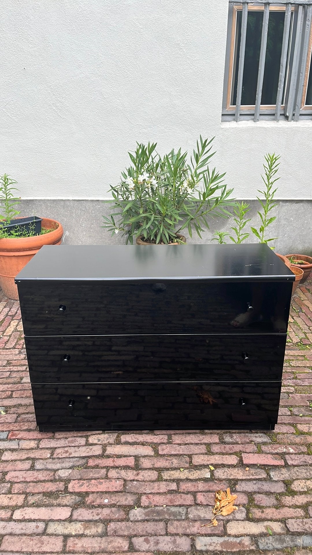 Commode noire, Maison & Meubles, Armoires | Commodes, Enlèvement, Utilisé