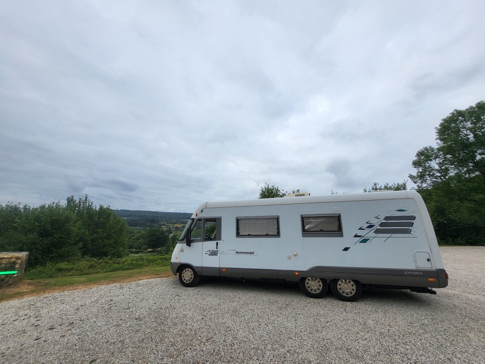 Mobil-home Hymer E690 Integral, Caravanes & Camping, Fiat, Jusqu'à 6, Intégral, 8 à 9 mètres