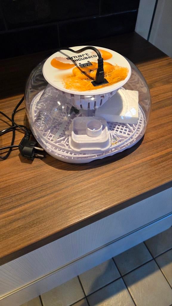 Broedmachine WONegg, Ophalen, Zo goed als nieuw, Broedmachine