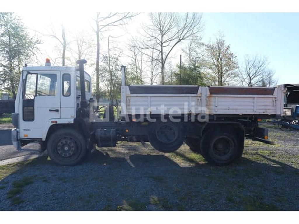 Volvo FL6-165 turbo kiepwagen (1987-359,455 km-VIN:YB1E6A2A9, Auto's, Overige brandstoffen, Bedrijf, Volvo, Te koop