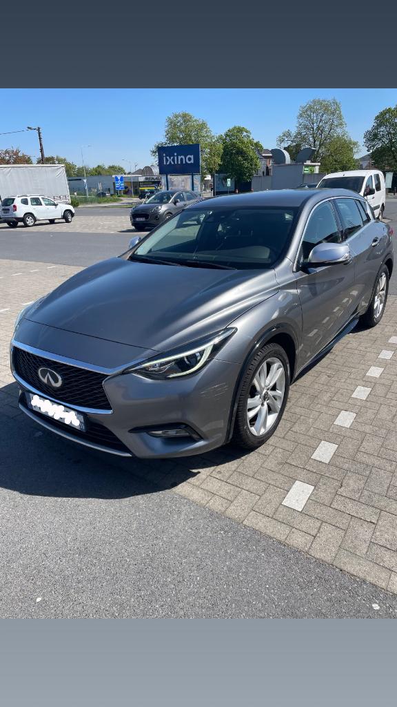 Infiniti Q30 1.5d 7g-dct, Auto's, Automaat, 5 deurs, Particulier, USB