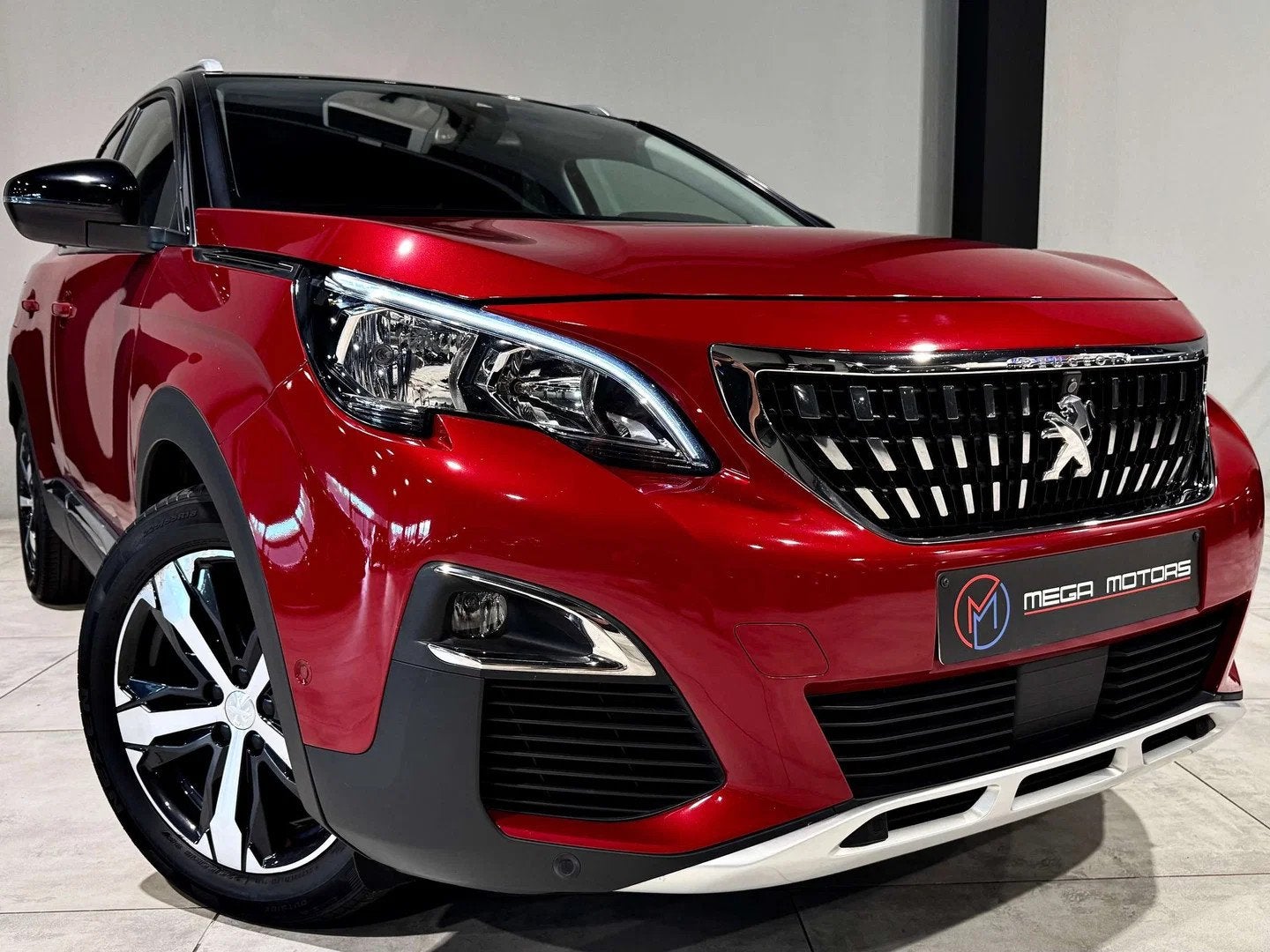 Peugeot 3008 1.5 e-HDi 130CV CAMERA CARPLAY NAVi CAMERA ViRT, Auto's, Gebruikt, 1492 kg, 5 deurs, 131 pk