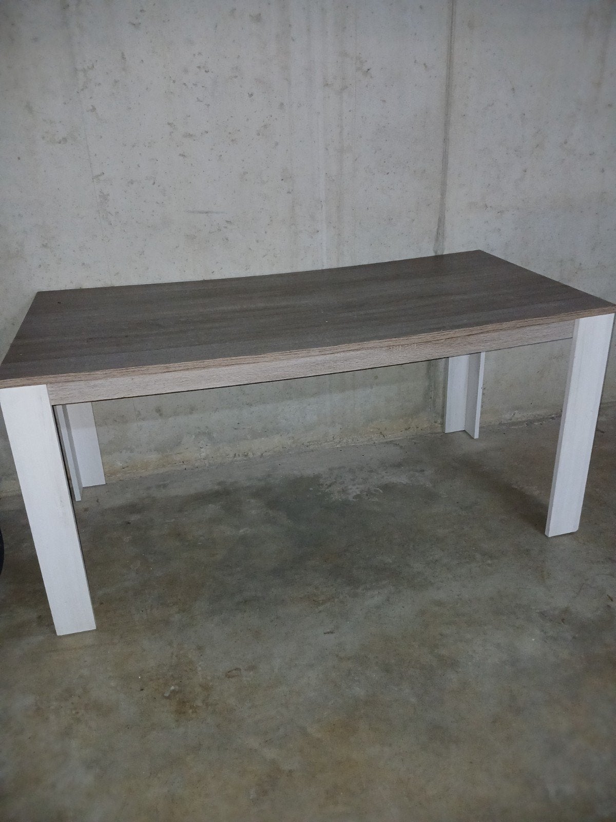 Grote eettafel te Geel, Huis en Inrichting, Ophalen, Gebruikt, Vier personen, Rechthoekig