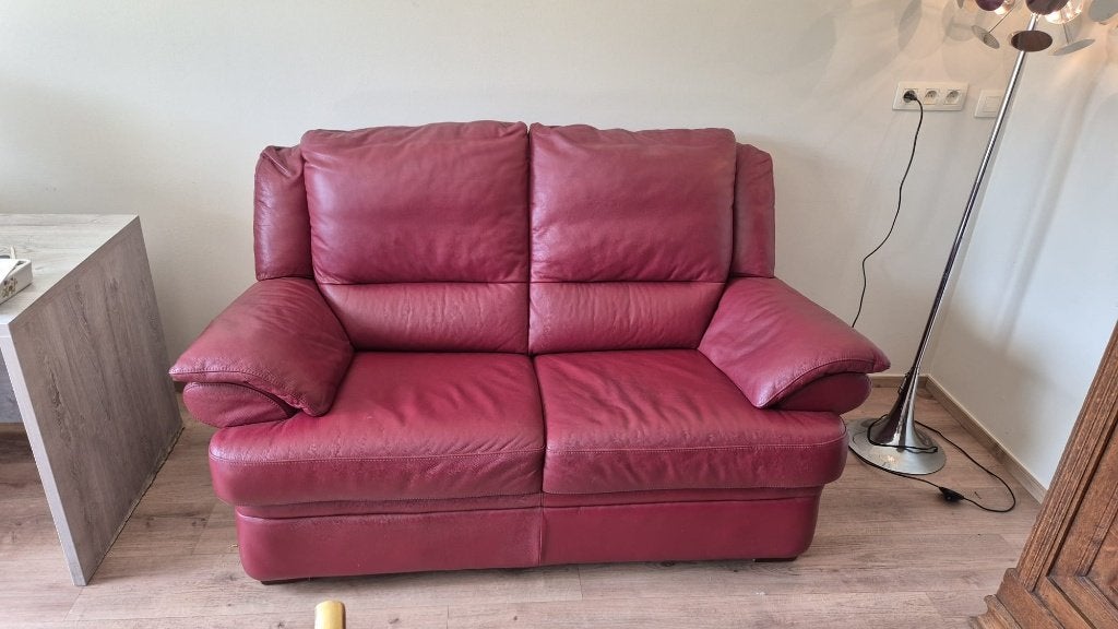 Canapé 2 places en cuir véritable – Très confortable, Maison & Meubles, Canapés | Salons, Utilisé, Banc droit, Deux personnes