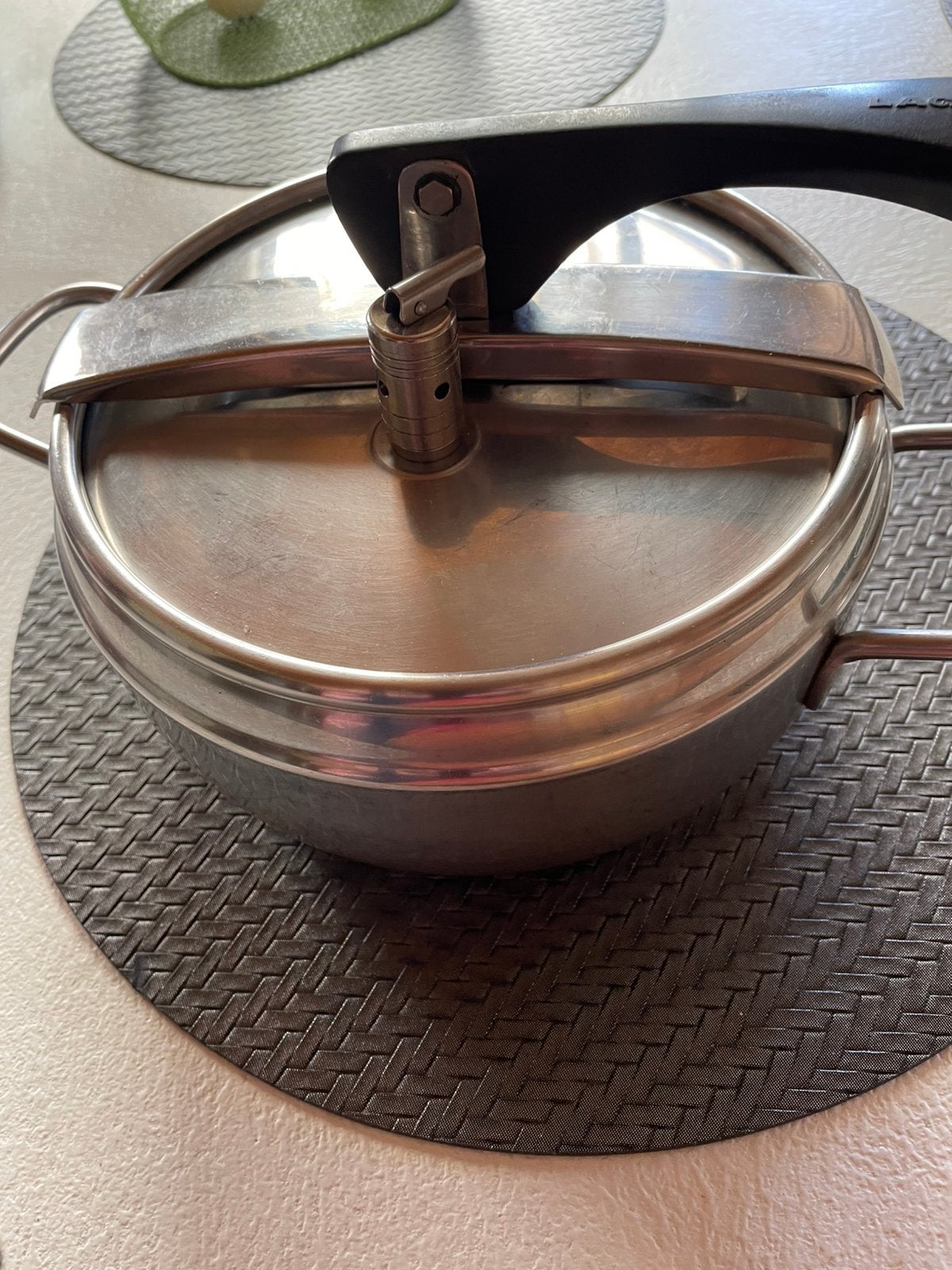 Lagostina snelkoker, Huis en Inrichting, Keuken | Potten en Pannen, Geschikt voor inductie, Ophalen, Zo goed als nieuw