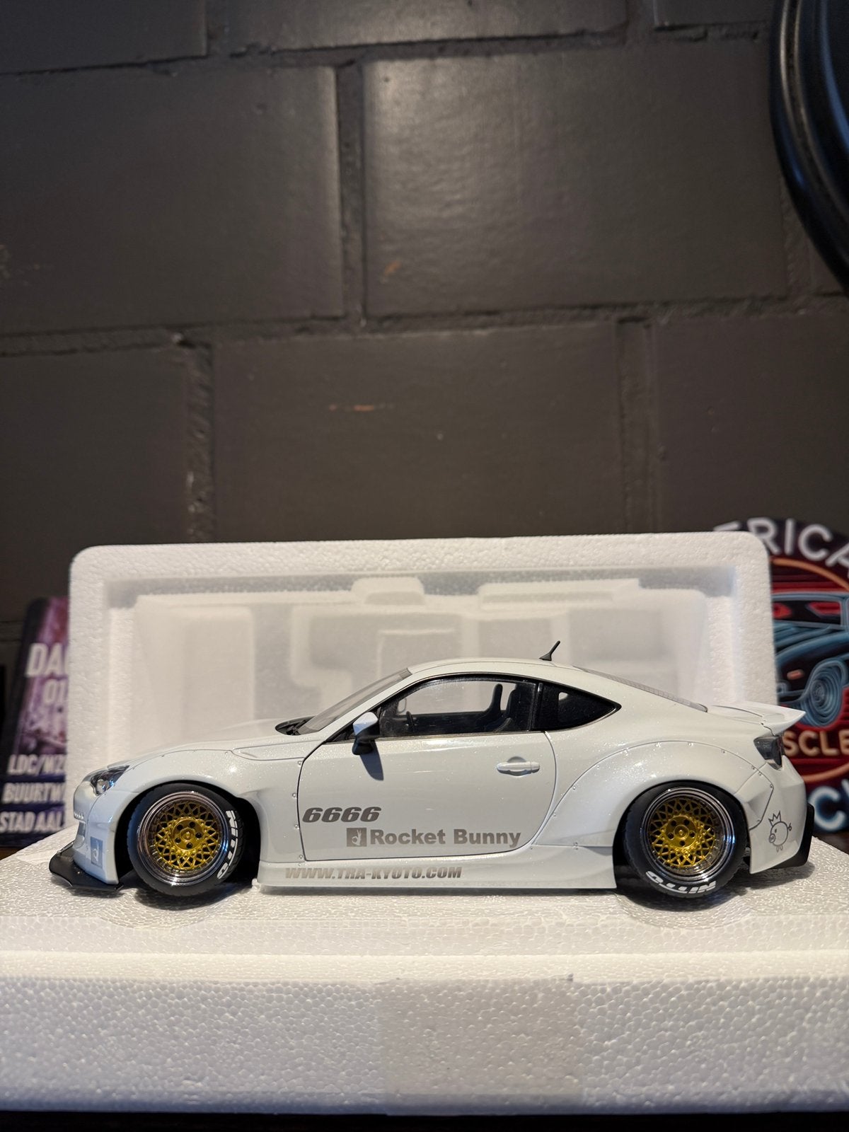 AutoArt Rocket Bunny Toyota GT86, Ophalen, Zo goed als nieuw, Autoart