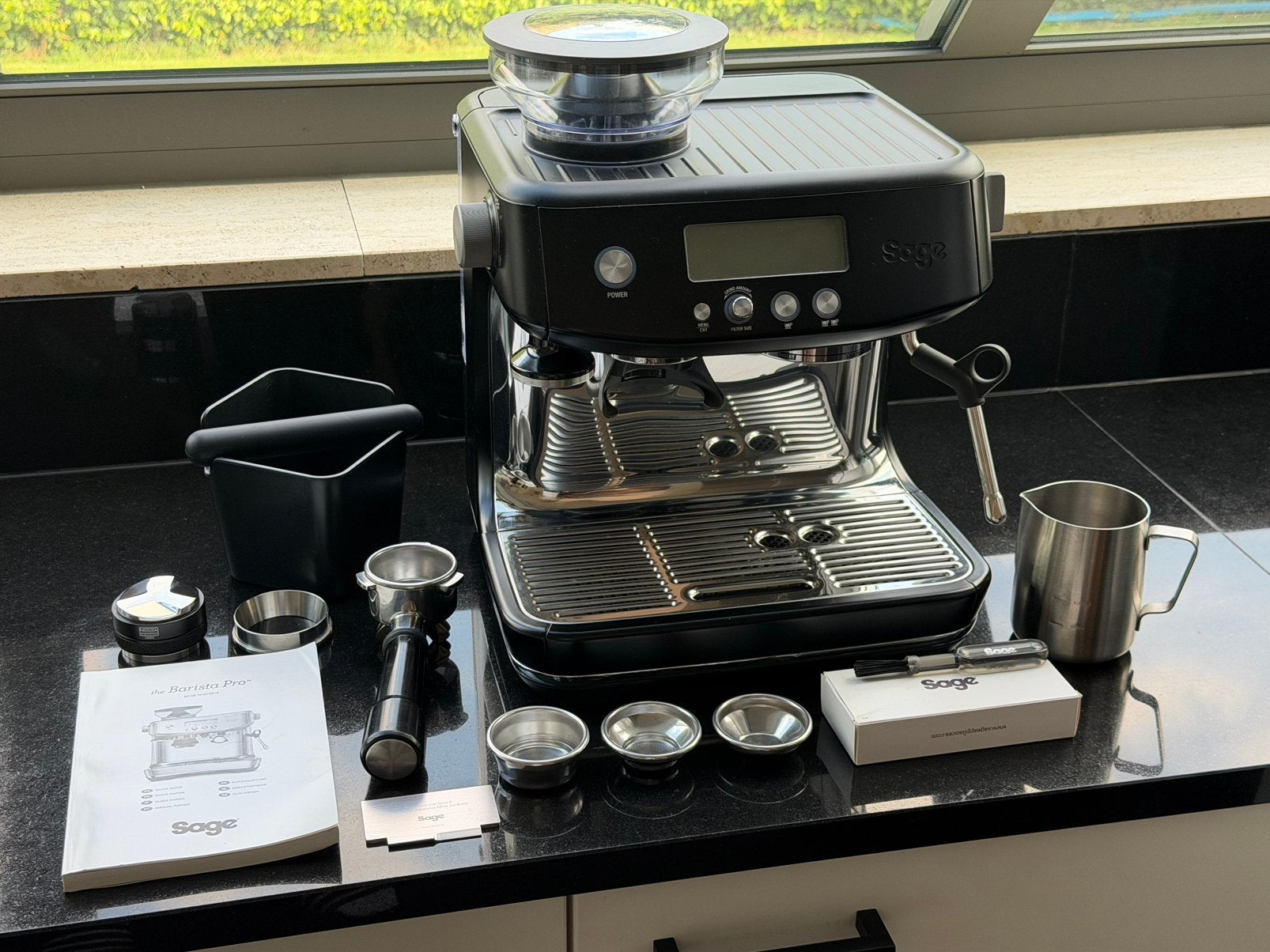 Sage Barista Pro Black Truffel, Ophalen, Espresso apparaat, Koffiebonen, Zo goed als nieuw