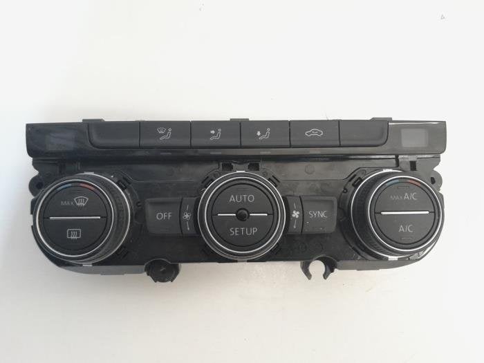 Panneau de commandes chauffage d'un Volkswagen Golf, Volkswagen, -, -, -
