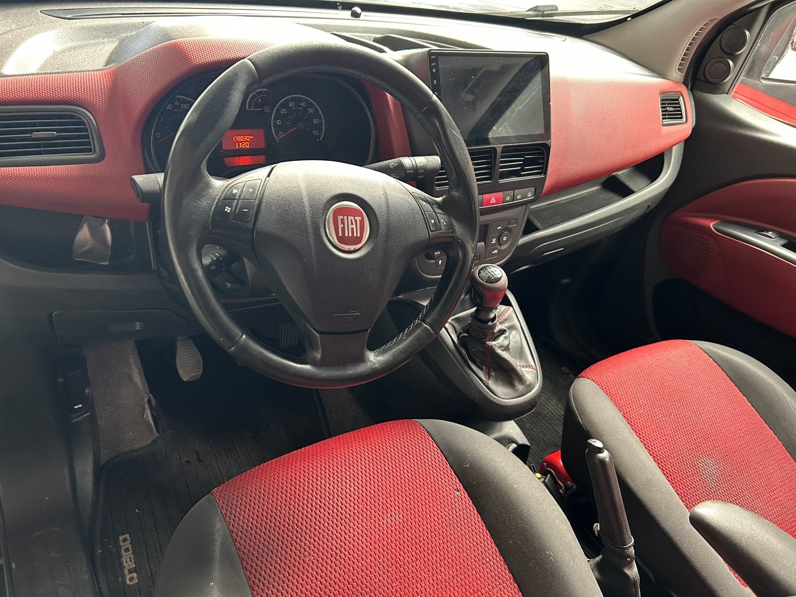 Fiat doblo 2.l 5place airco digital, Autos, Achat, Doblo, Entreprise