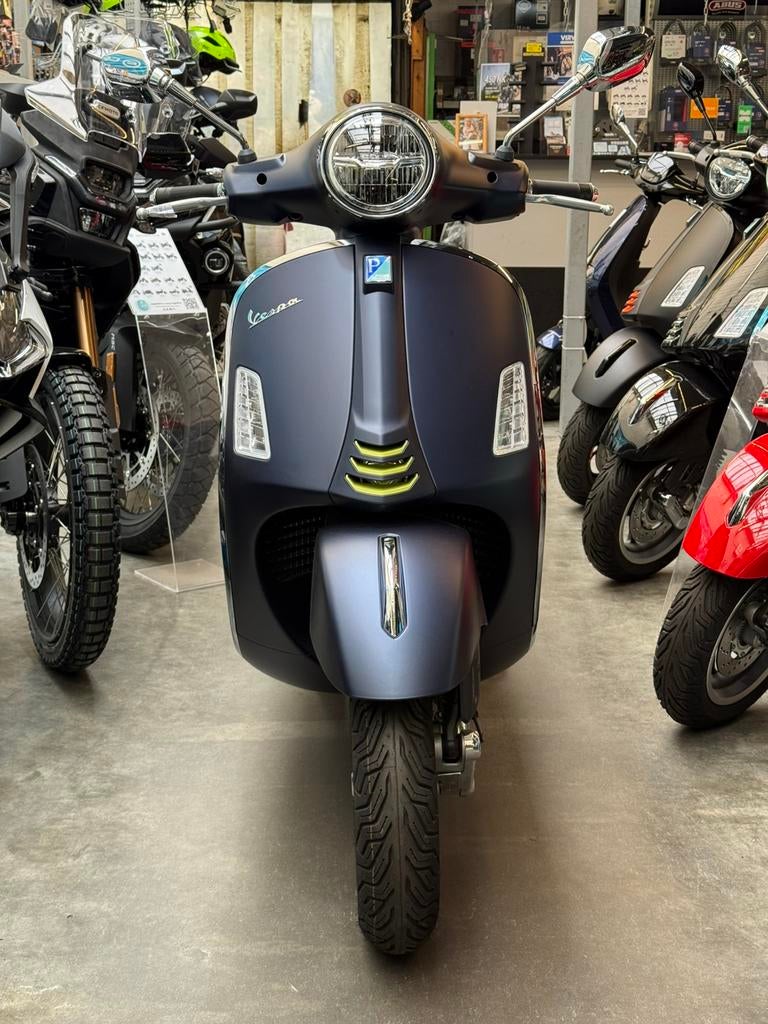 VESPA GTS 310 SUPERTECH Blu Energico Matt NEUVE PROMO -400€, Vélos & Vélomoteurs, Scooters | Vespa, Enlèvement ou Envoi, Comme neuf